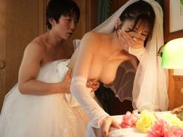 Cô dâu và tình cũ địt nhau ngay trong đám cưới