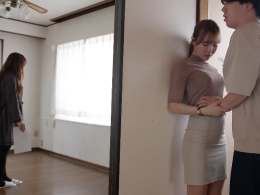Em sale BĐS thích cướp chồng của khách hàng